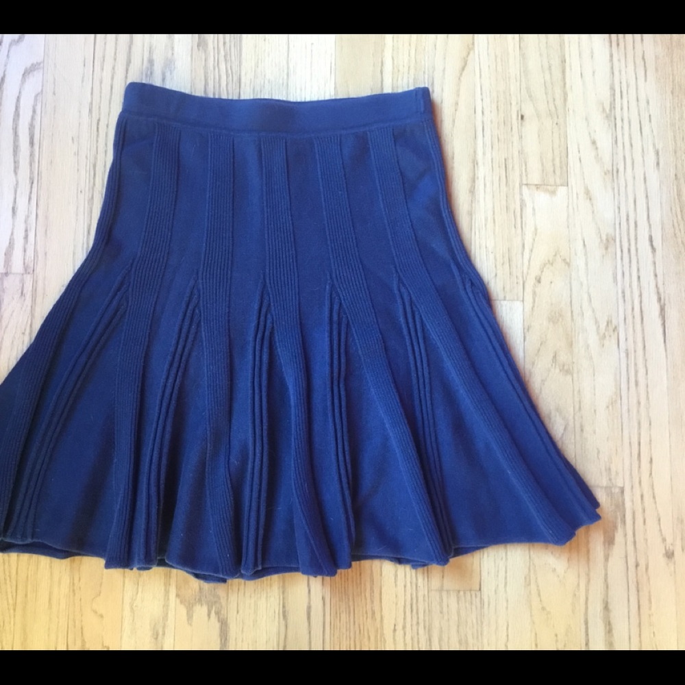 Lux Women skirt